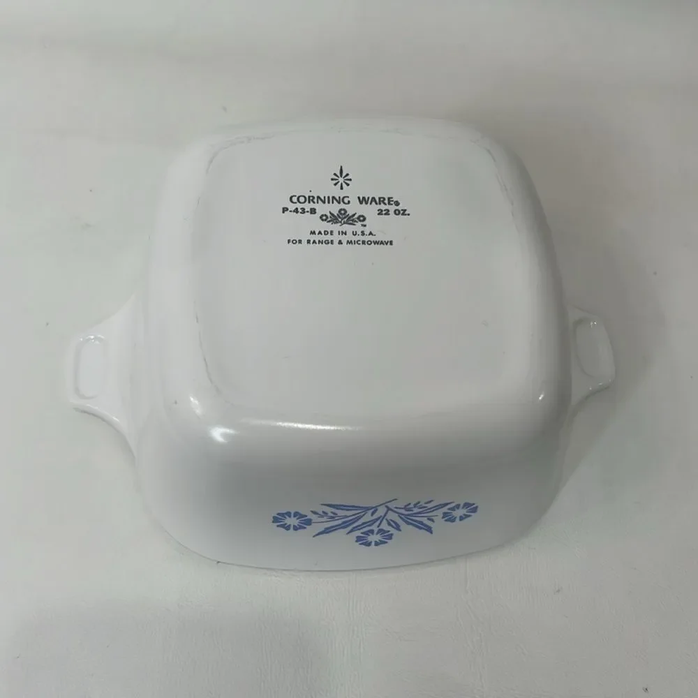 CorningWare 60s 22 Ounces P-43-B White Blue Cornflower Petite Dish Range Micro